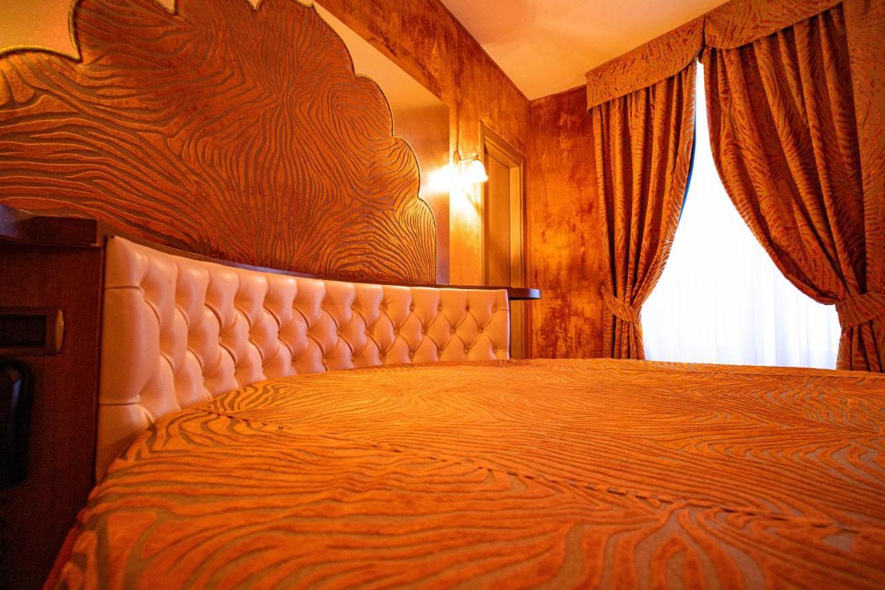 Marcantonio Hotel Giugliano In Campania Εξωτερικό φωτογραφία